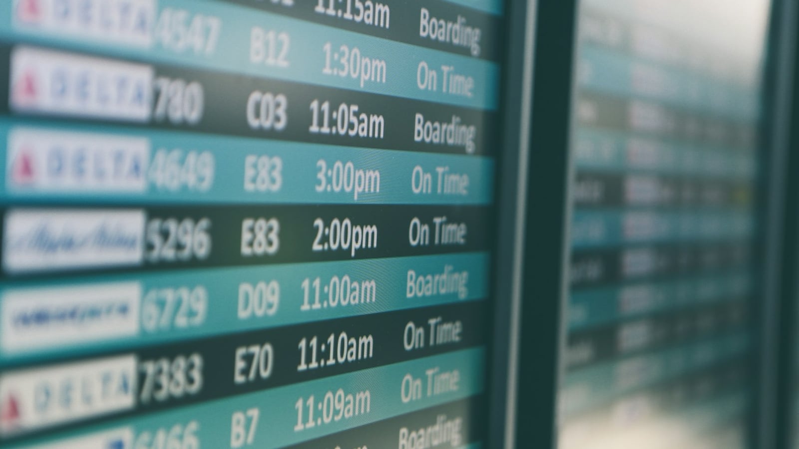Vonesat dhe anulimet e fluturimeve në qershor 2026